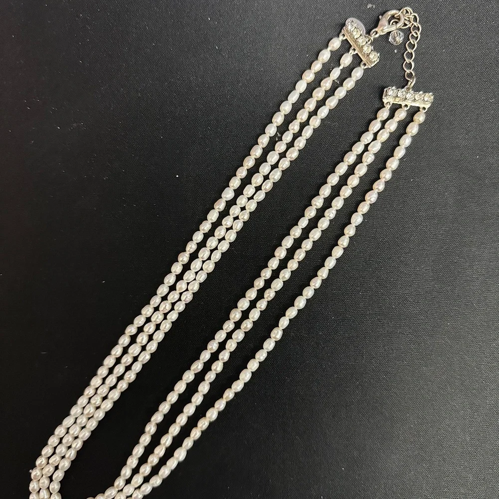 3 Strand Pearl Necklace - Picture 2 of 4